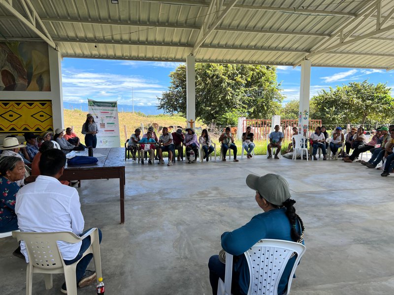 Charla en resguardo Castilla Angostura