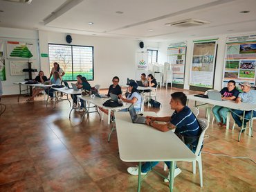 Sacfa Manejo del Programa SACFA de forma práctica: Instala, Aprende y Maneja ...